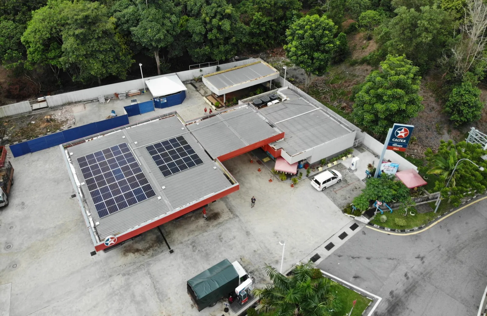 Solar photovoltaic installation at Caltex Ayer Keroh NB, PLUS Highway
