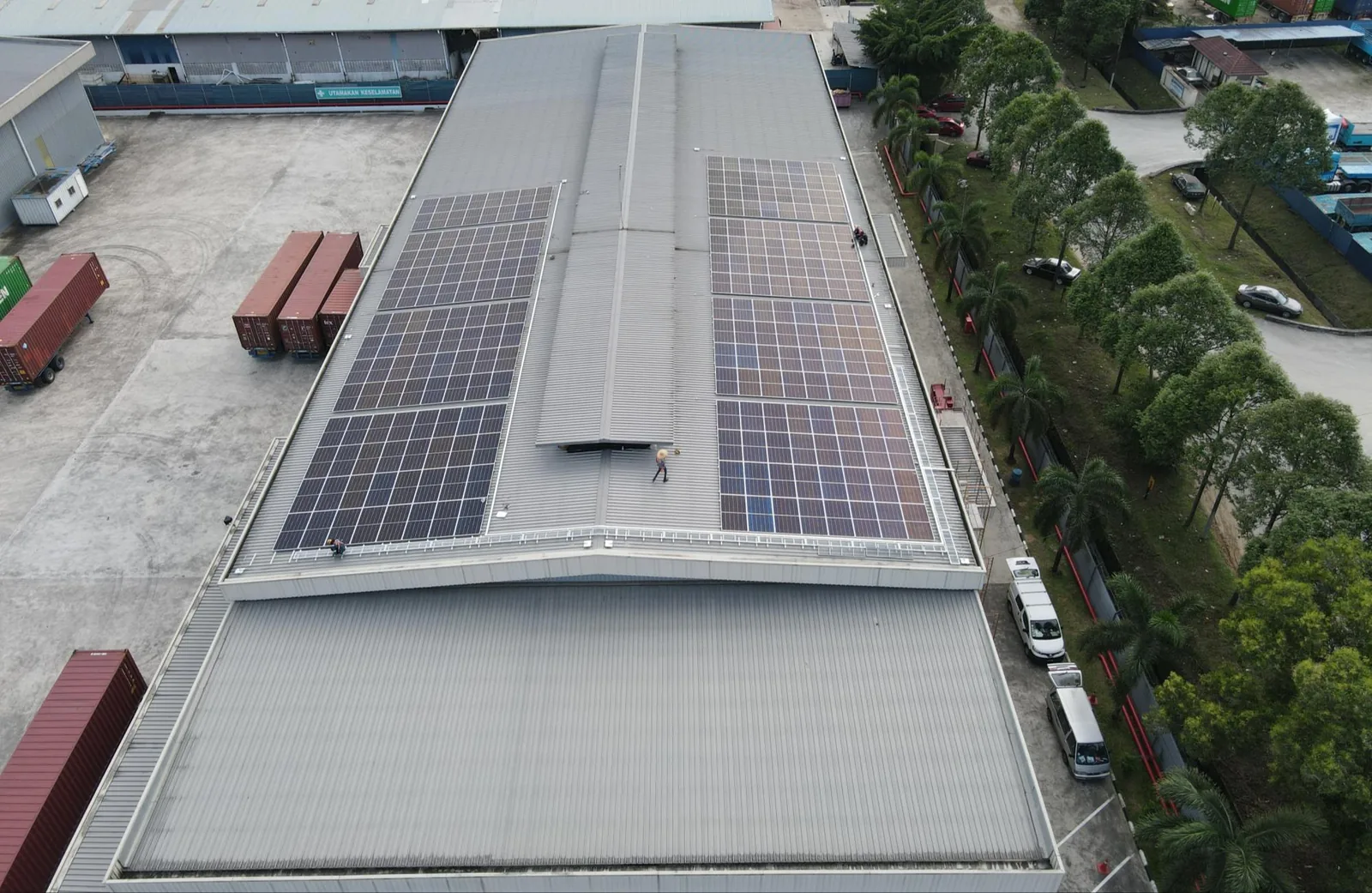 Solar photovoltaic installation at Pacific Oleochemical, Pasir Gudang, Johor