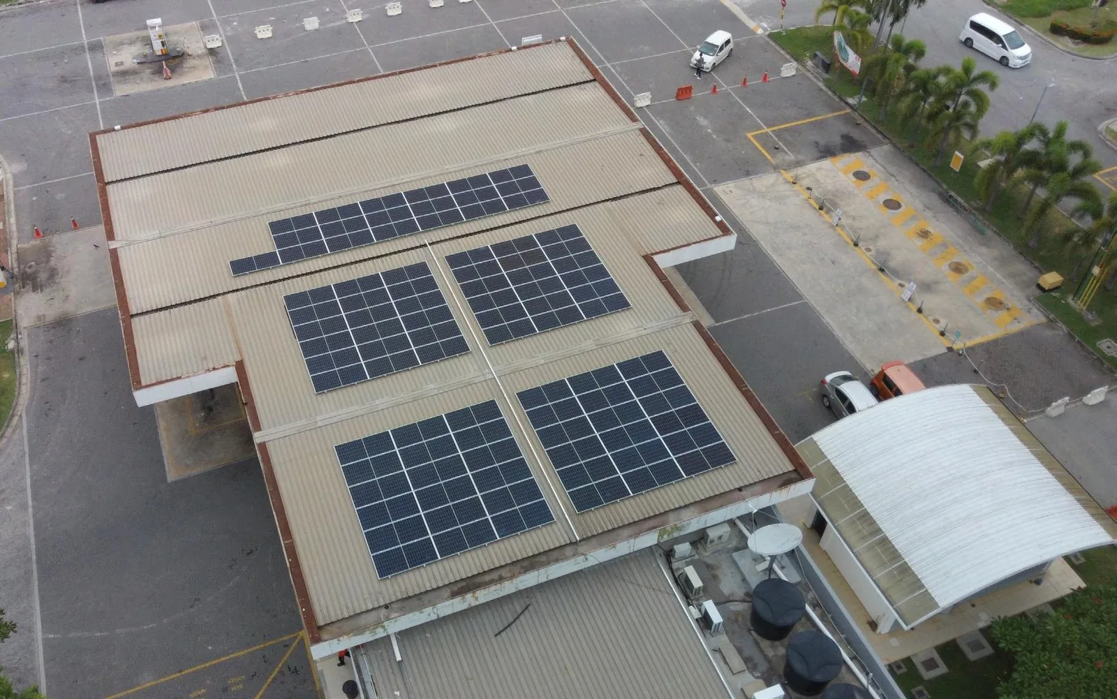 Solar photovoltaic installation at Shell Station Sepang, Sepang, Selangor